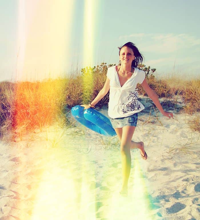 Freebie: 20 Futuristic Light Leaks