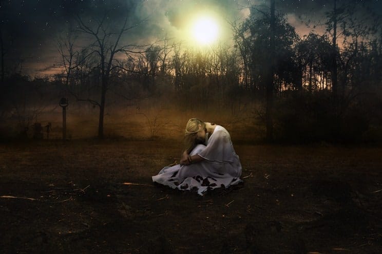 Create a Fantasy Moonlight Emotional Manipulation In Photoshop